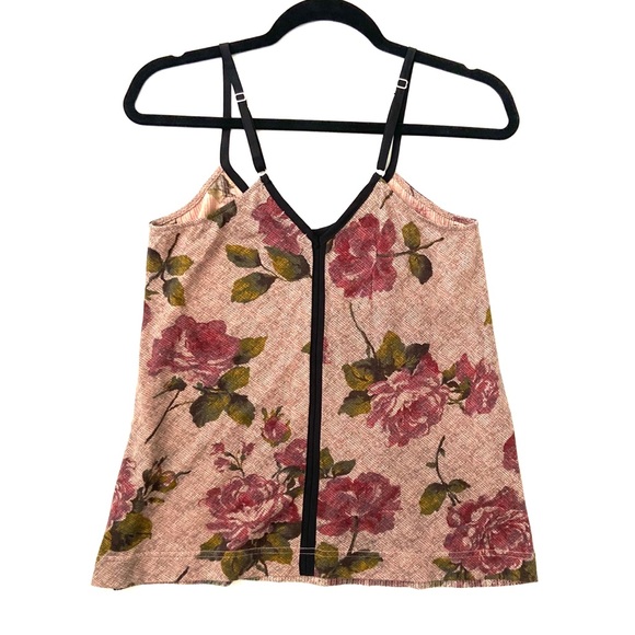 Urban Outfitters Kimchi Blue Sequin Floral Tank S - Picture 5 of 7